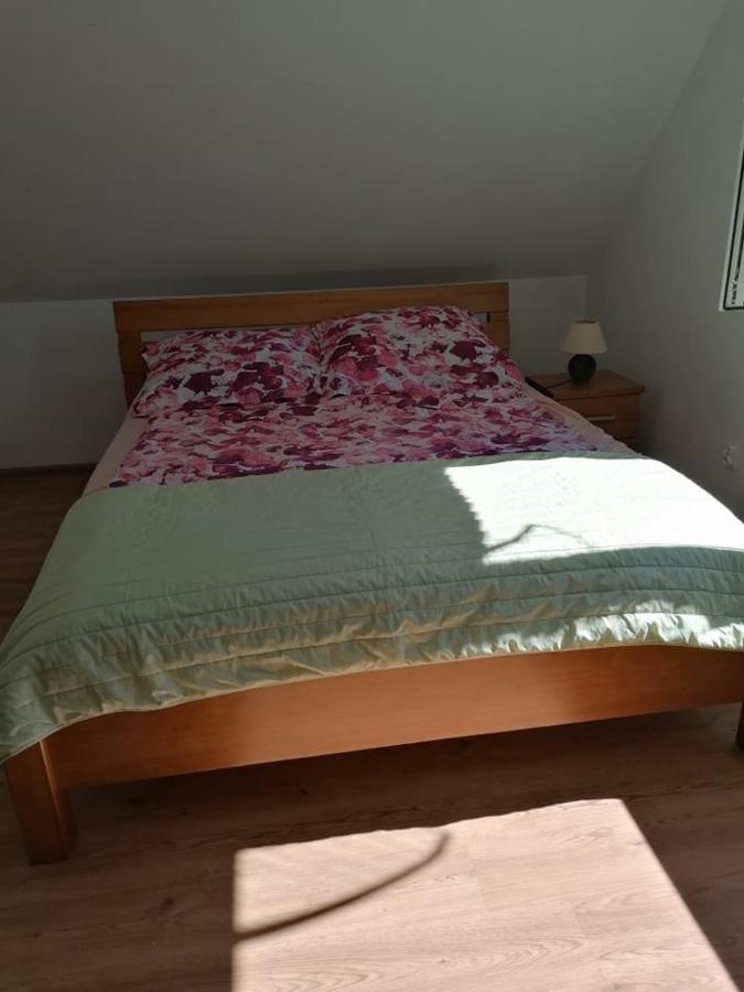 Na Kaszubach Nad Jeziorem Holiday home *